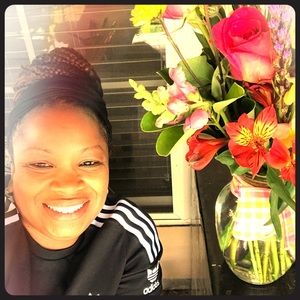 Meet your Posher, Nikki